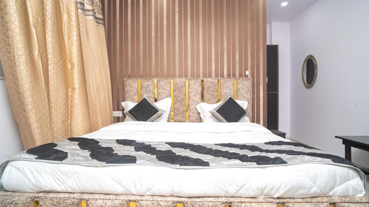 Hotel Gs International Couple Friendly At Delhi University ניו דלהי מראה חיצוני תמונה